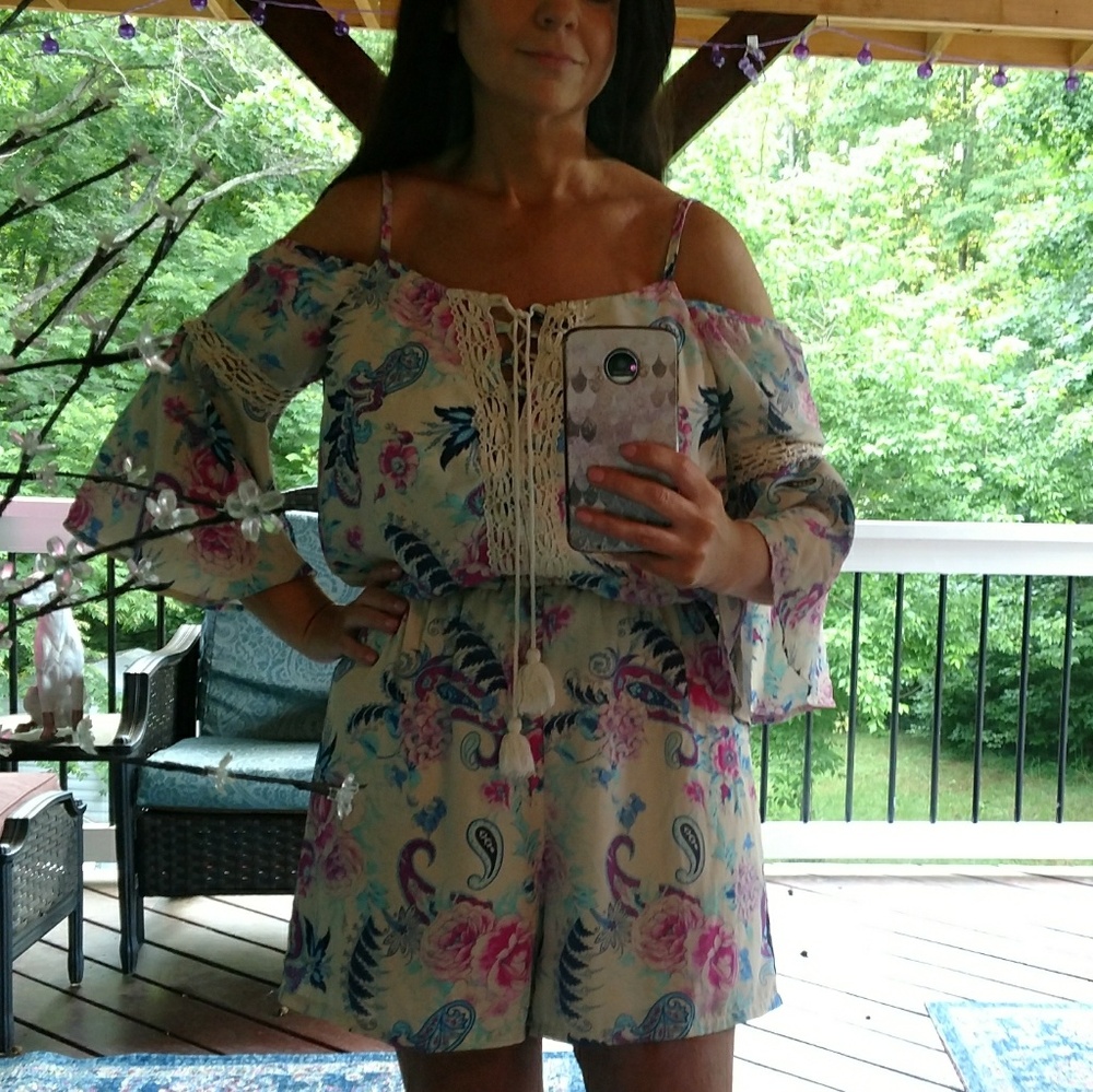 Cute boho romper!